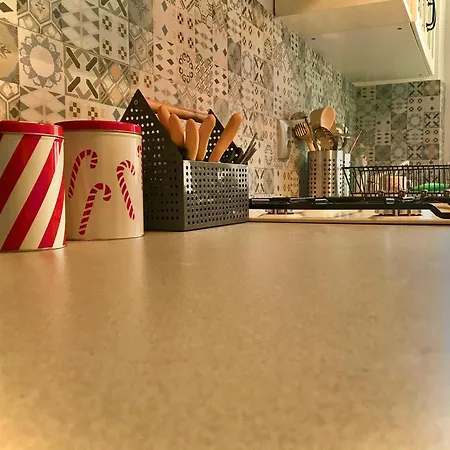 Апартаменти Cityrooms - Scandinavian Coziness Брашов